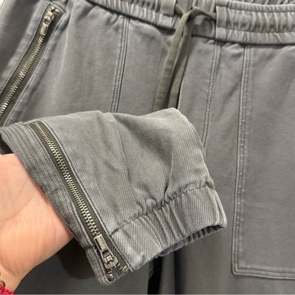 Athleta Farallon Jogger Pant in Charcoal Grey - Picture 6 of 9